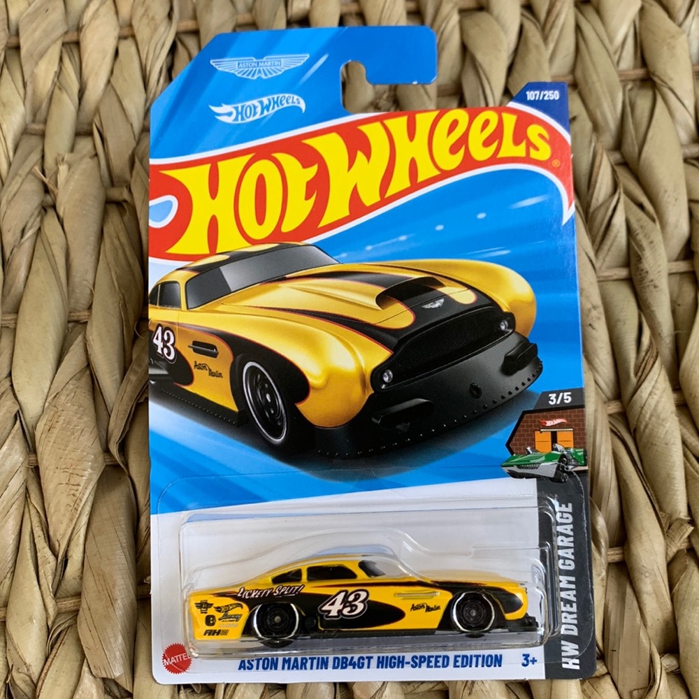 Aston Martin DB4GT High-Speed Edition Hot Wheels AstonMartin HotWheels Race Car